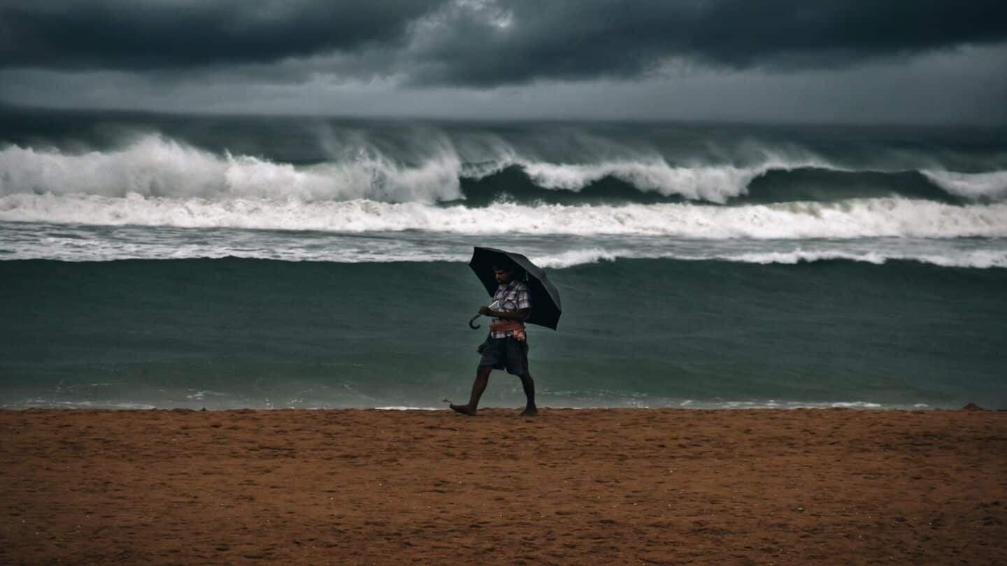 IMD warns of heavy rainfall in Kerala, Tamil Nadu