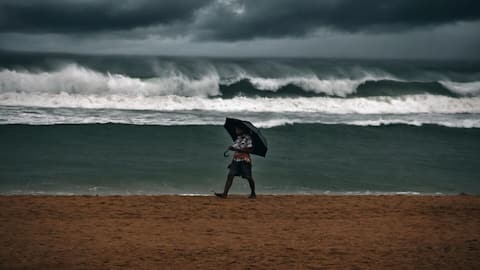 IMD warns of heavy rainfall in Kerala, Tamil Nadu