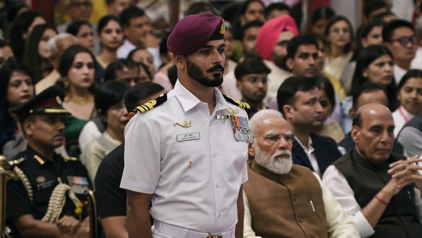 Lieutenant Commander Suraj Prashar awarded Shaurya Chakra for exceptional bravery