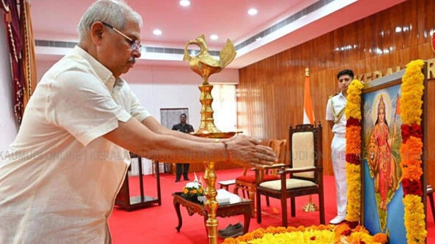 Kerala minister boycotts Raj Bhavan event over 'Bharat Mata' portrait Kerala minister boycotts Raj Bhavan event over 'Bharat Mata' portrait