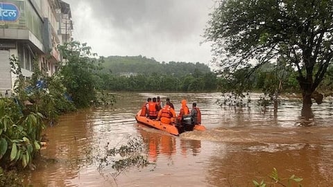 Centre releases ₹1,950cr advance to Karnataka, Maharashtra for flood relief