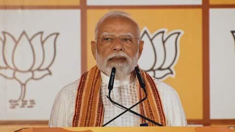 PM Modi praises Murmu, announces solar village in Odisha
