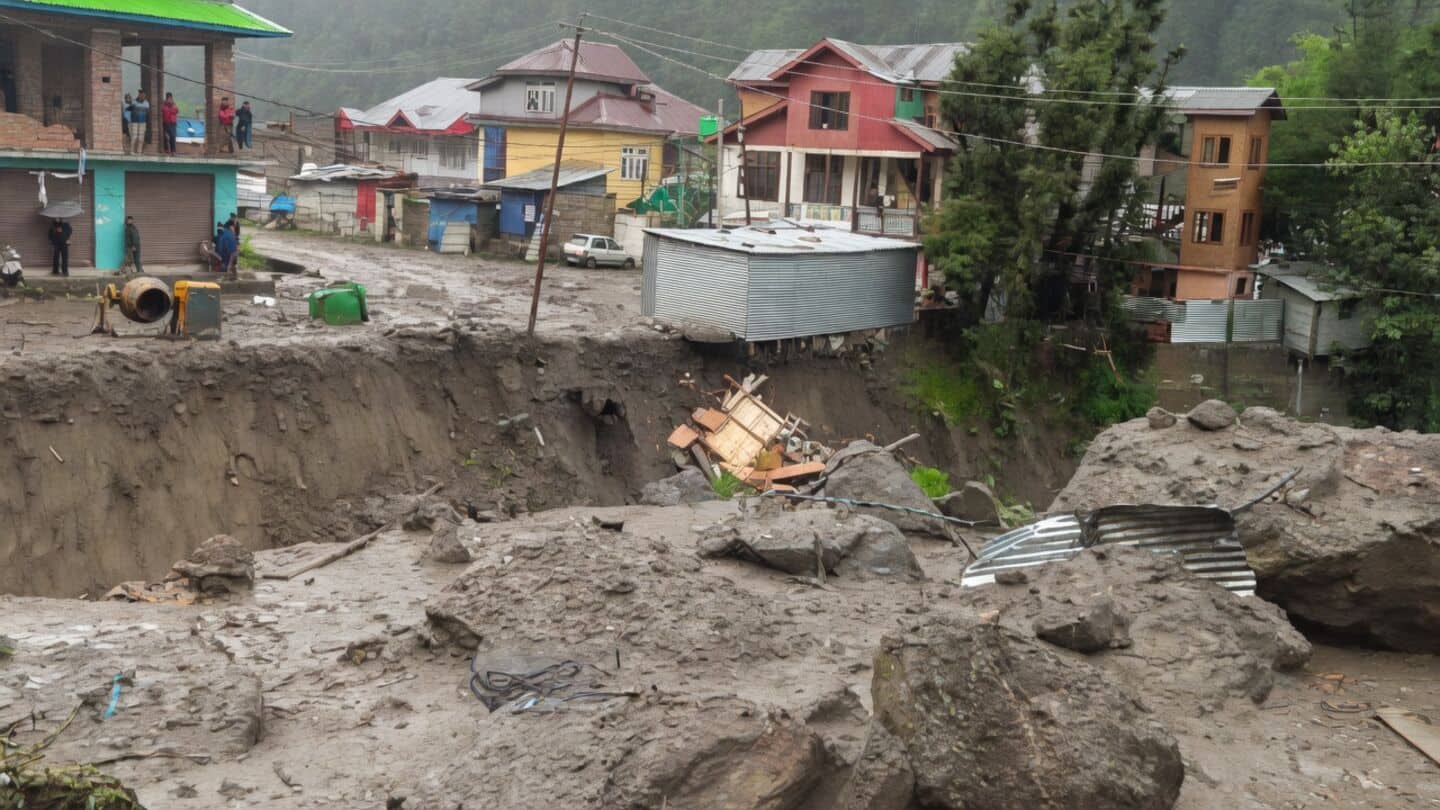 J&K: Cloudburst triggers flash floods in Kishtwar, roads damaged