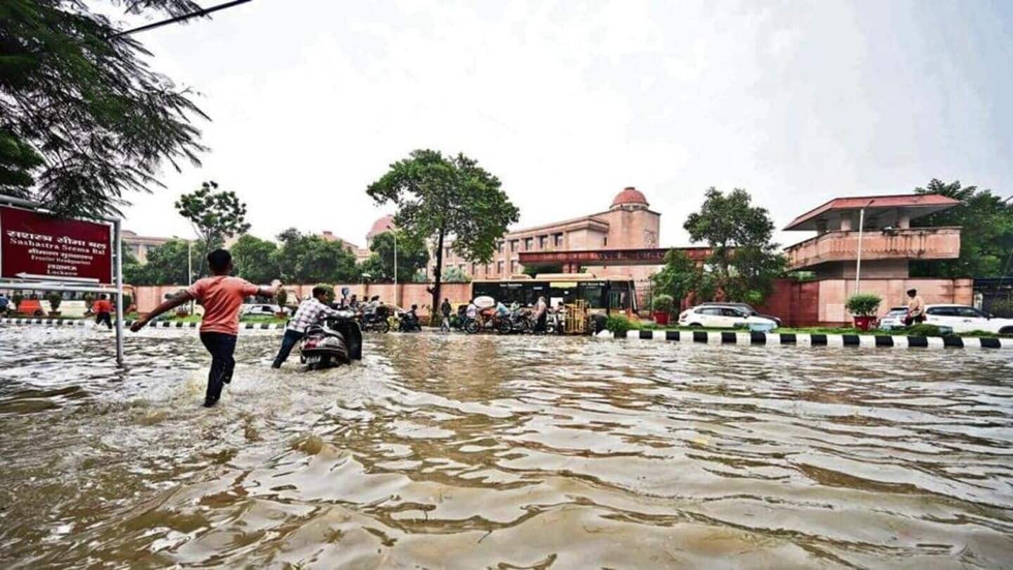 Lucknow schools closed due to heavy rainfall; Ayodhya area flooded Lucknow schools closed due to heavy rainfall; Ayodhya area flooded
