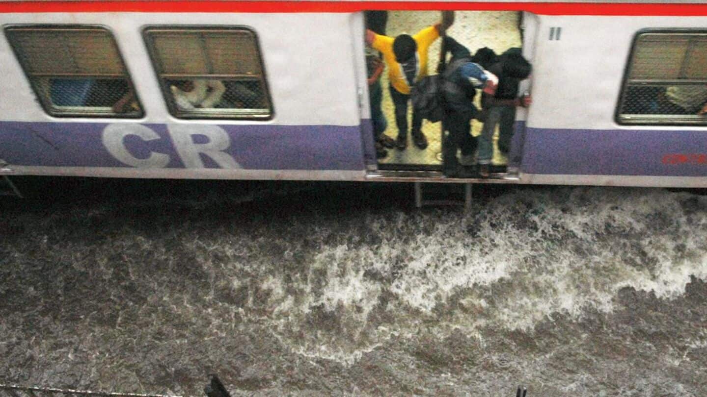 Mumbai rains: Western Railway continues local train services amid waterlogging Mumbai rains: Western Railway continues local train services amid waterlogging
