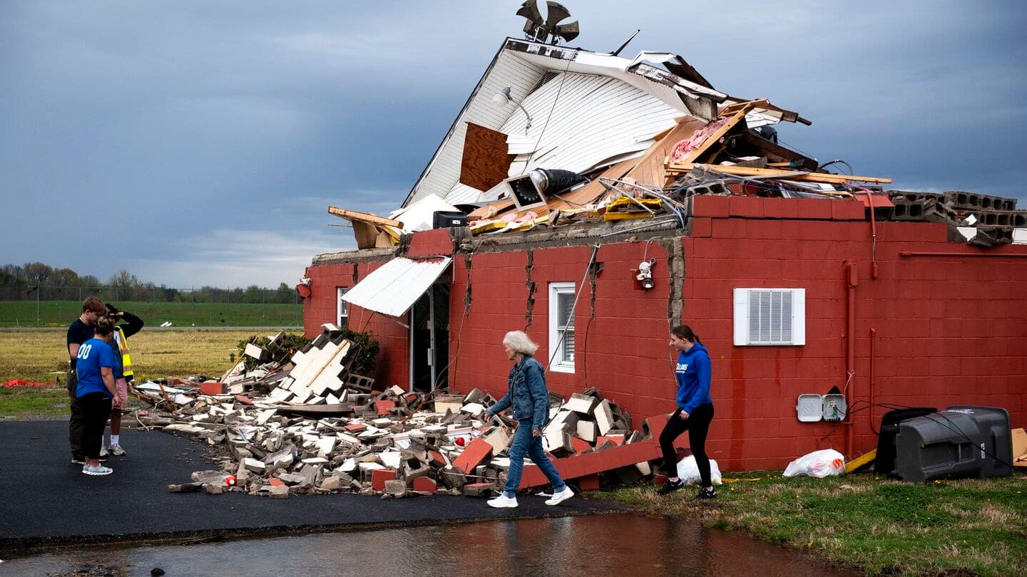 At least 16 dead after tornado-spawning storms hit central US At least 16 dead after tornado-spawning storms hit central US