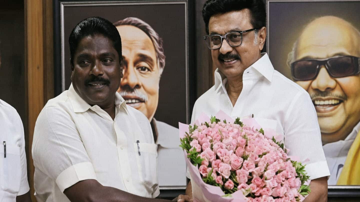 Over 5,000 people inducted into DMK in Chennai