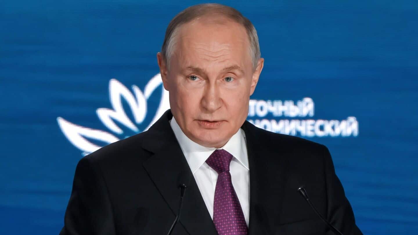 Russia pauses Kyiv strikes ahead of US envoys' Moscow visit