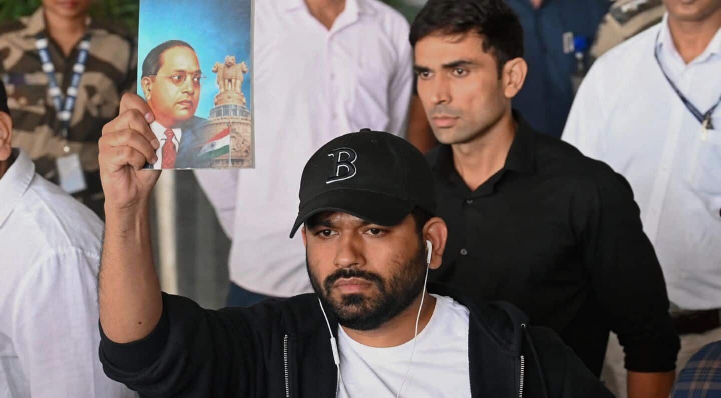 'Dharmendra Pradhan must resign': Abhijeet Dipke arrives for CJP protest