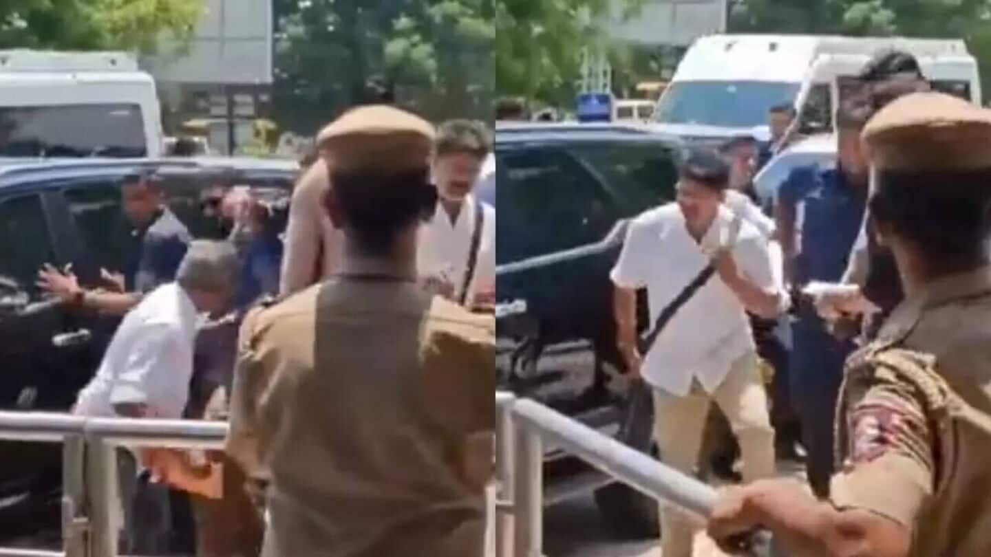 Vijay's bodyguard allegedly points gun at fan's head, sparks outrage Vijay's bodyguard allegedly points gun at fan's head, sparks outrage
