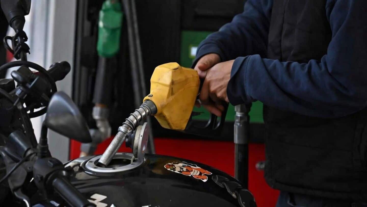 Here's how much petrol, diesel cost in metros now