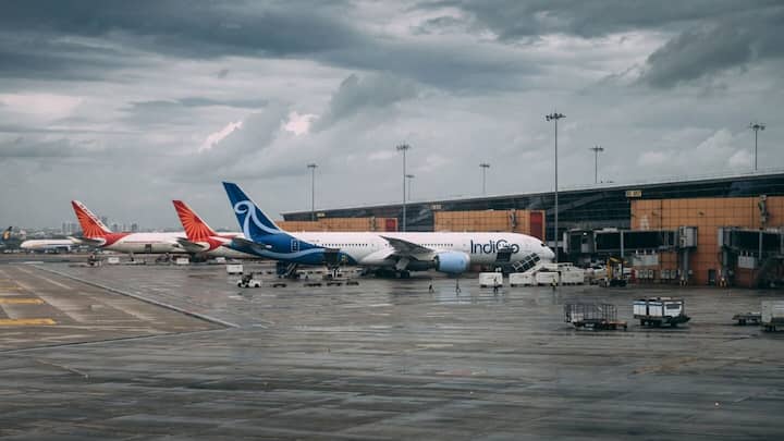 Delhi: Bad weather causes 262 flight delays, 15 diversions