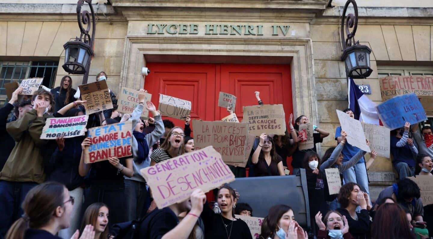 Mass protests erupt in France over education funding