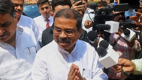 'Dharmendra Pradhan Zindababd': Former minister gets rousing welcome at Parliament