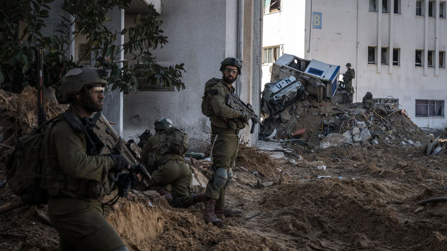 Israeli soldiers used human shields in Gaza, report claims Israeli soldiers used human shields in Gaza, report claims