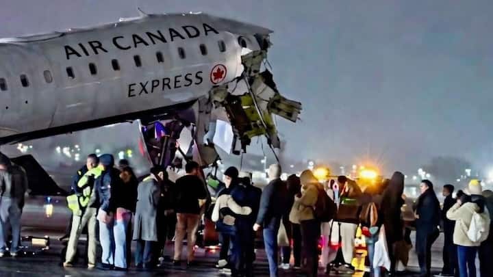 New York: Plane collides with fire truck at LaGuardia Airport