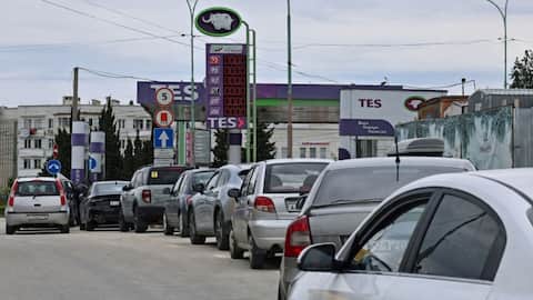 As Ukraine hits Crimea, Russian-held Sevastopol imposes energy restrictions