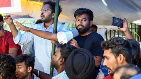CJP issues 'goons' alert at Jantar Mantar protest site