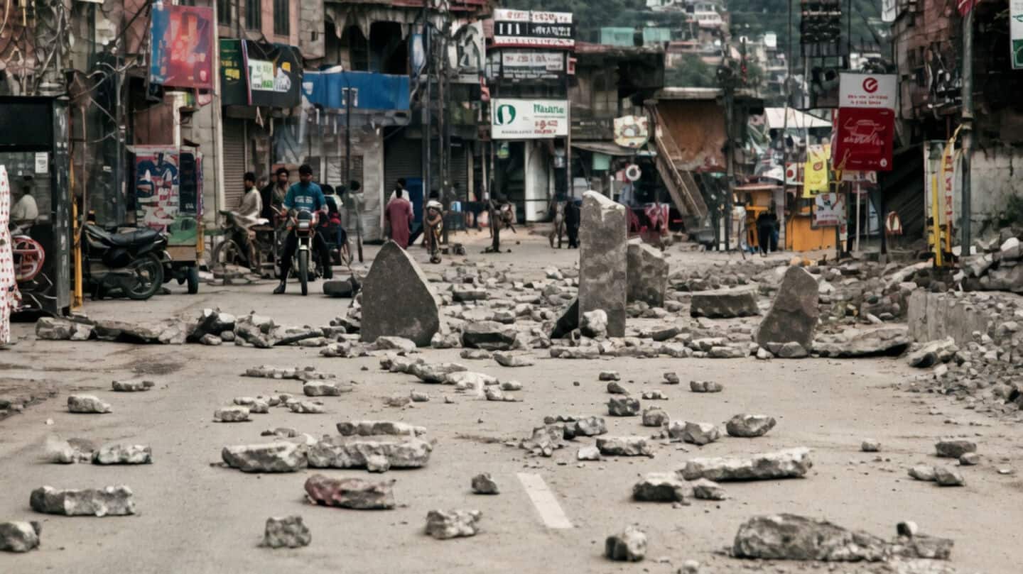 Pakistan blocks foreign news websites amid PoJK unrest coverage: Report