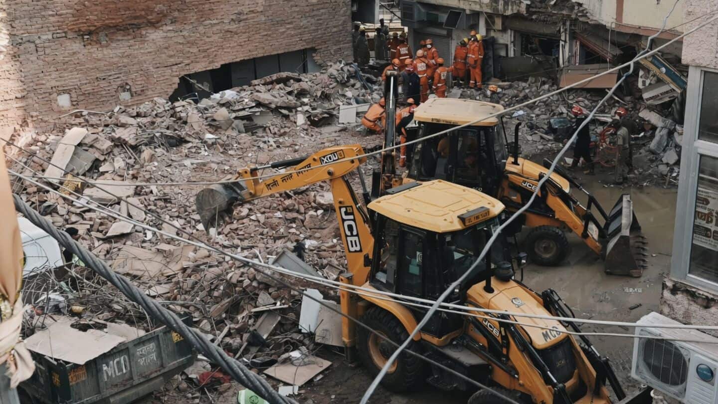 MCD suspends 5 officials over Satya Niketan building collapse
