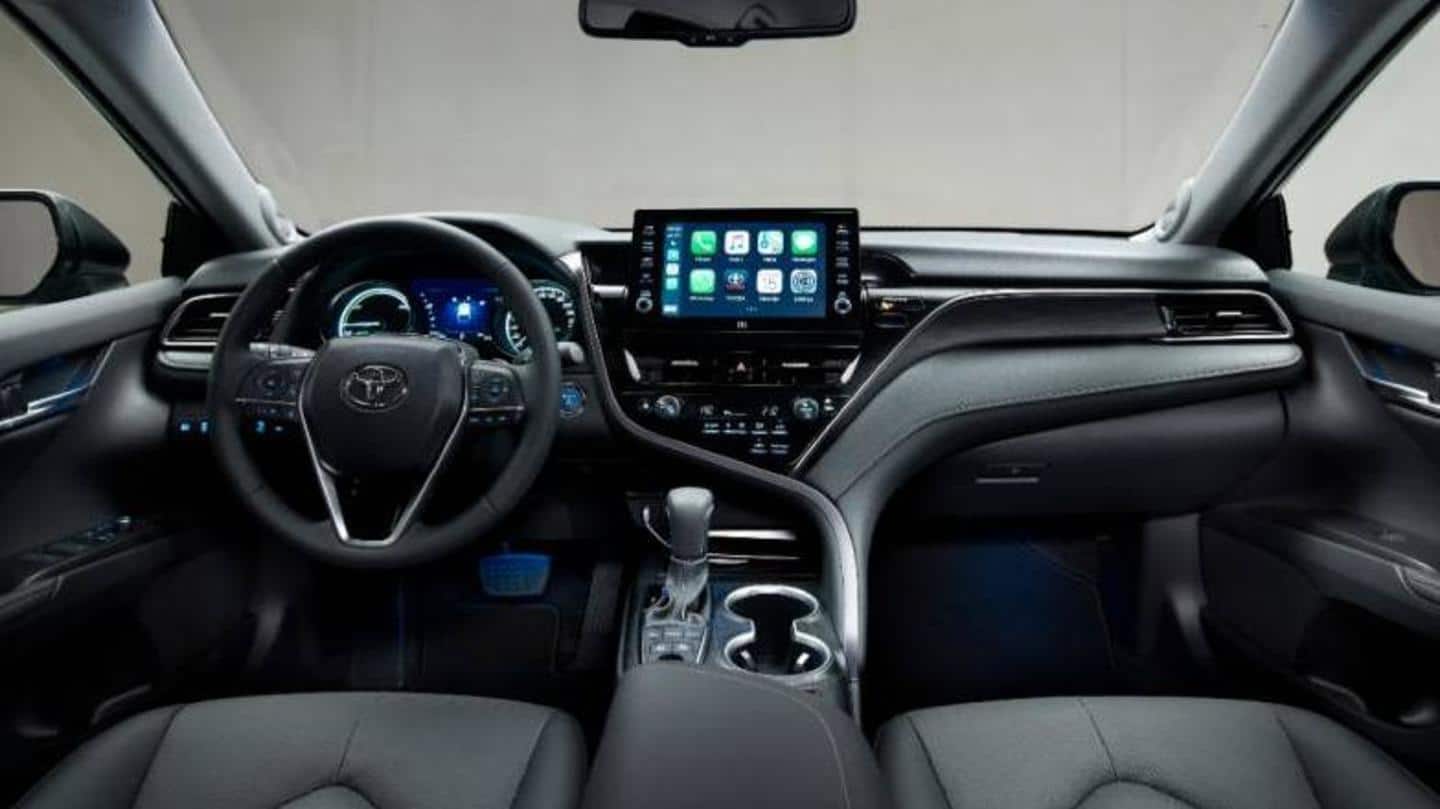 The sedan gets nine airbags and an electric sunroof The sedan gets nine airbags and an electric sunroof