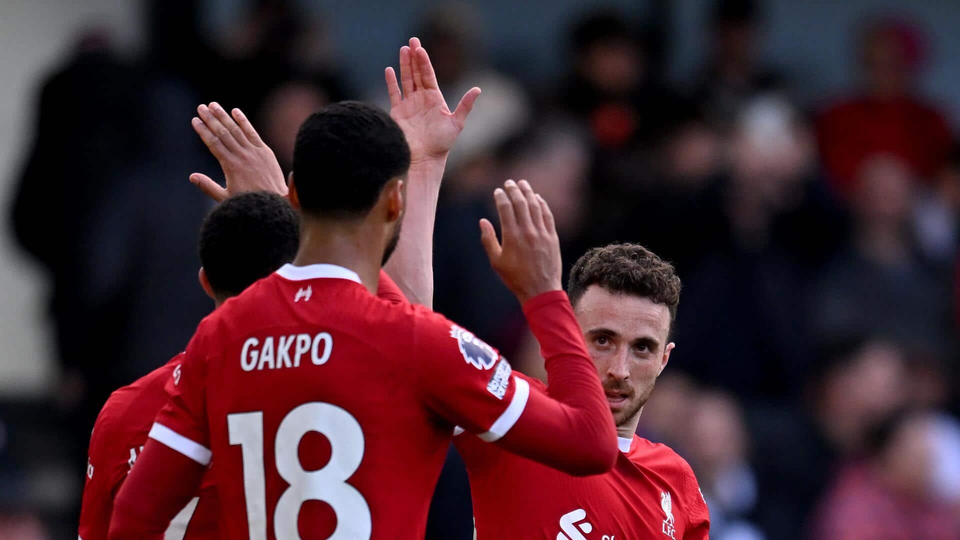 Liverpool stay in Premier League title race after beating Fulham