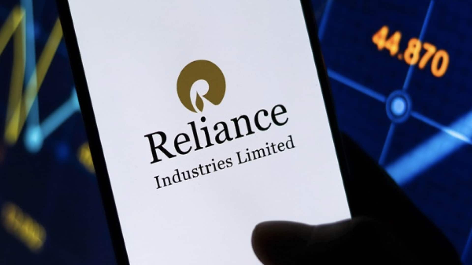 Reliance shares hit record high, m-cap crosses Rs. 19L crore