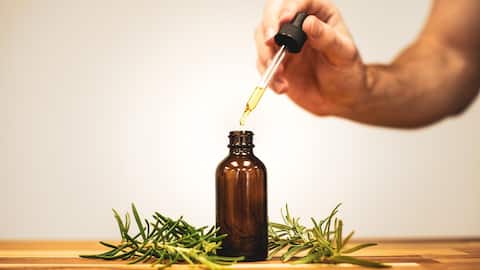 5 ways to enhance your hair care with rosemary oil