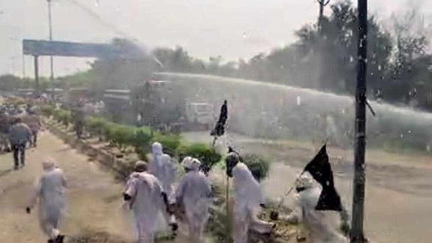 Yesterday, farmer-police clashes were reported in Jhajjar Yesterday, farmer-police clashes were reported in Jhajjar