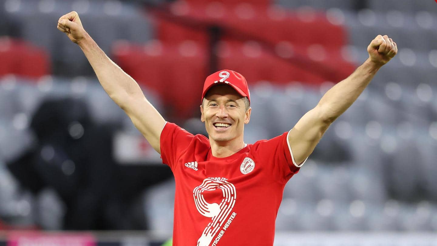Three-star Lewandowski helps Bayern demolish Gladbach Three-star Lewandowski helps Bayern demolish Gladbach