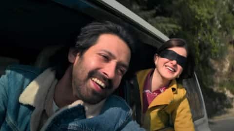'Aankhon Ki Gustaakhiyan' song out: Shanaya Kapoor-Vikrant Massey in love