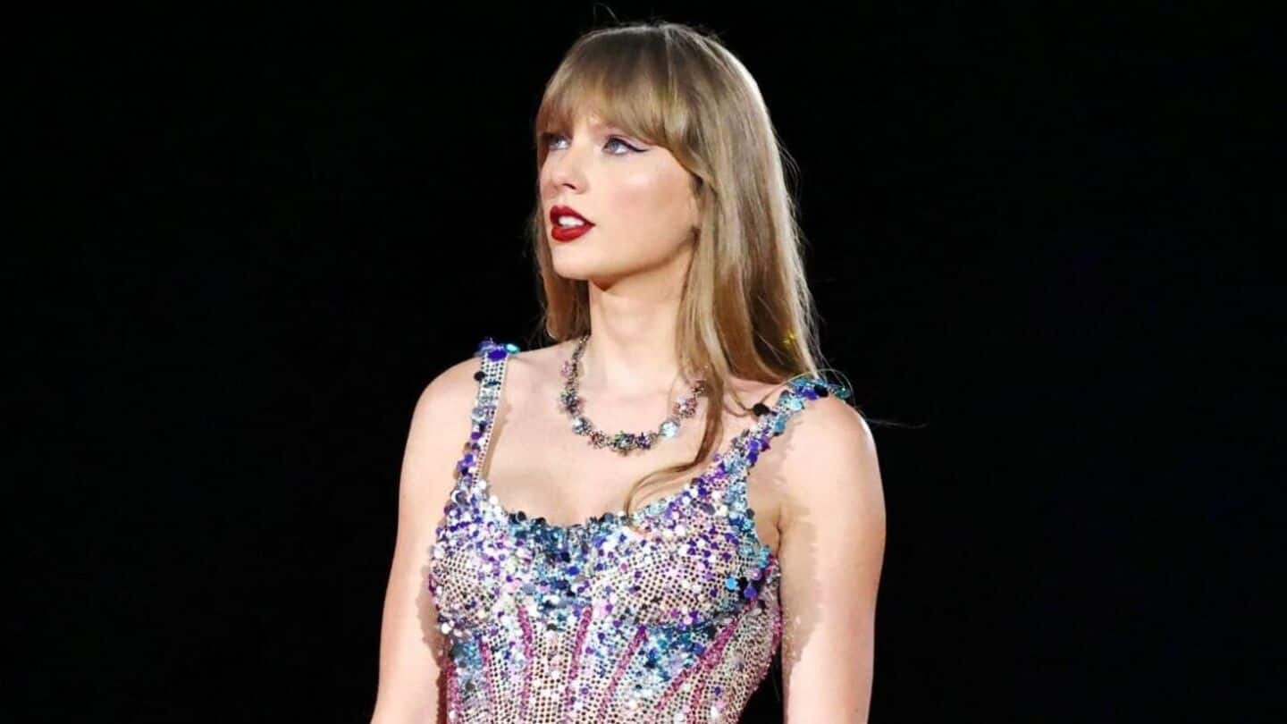 Taylor Swift secures restraining order against stalker Taylor Swift secures restraining order against stalker