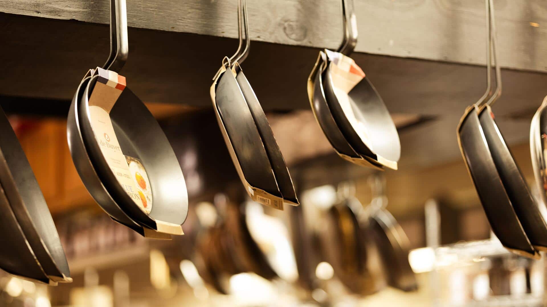 How to care for non-stick cookware