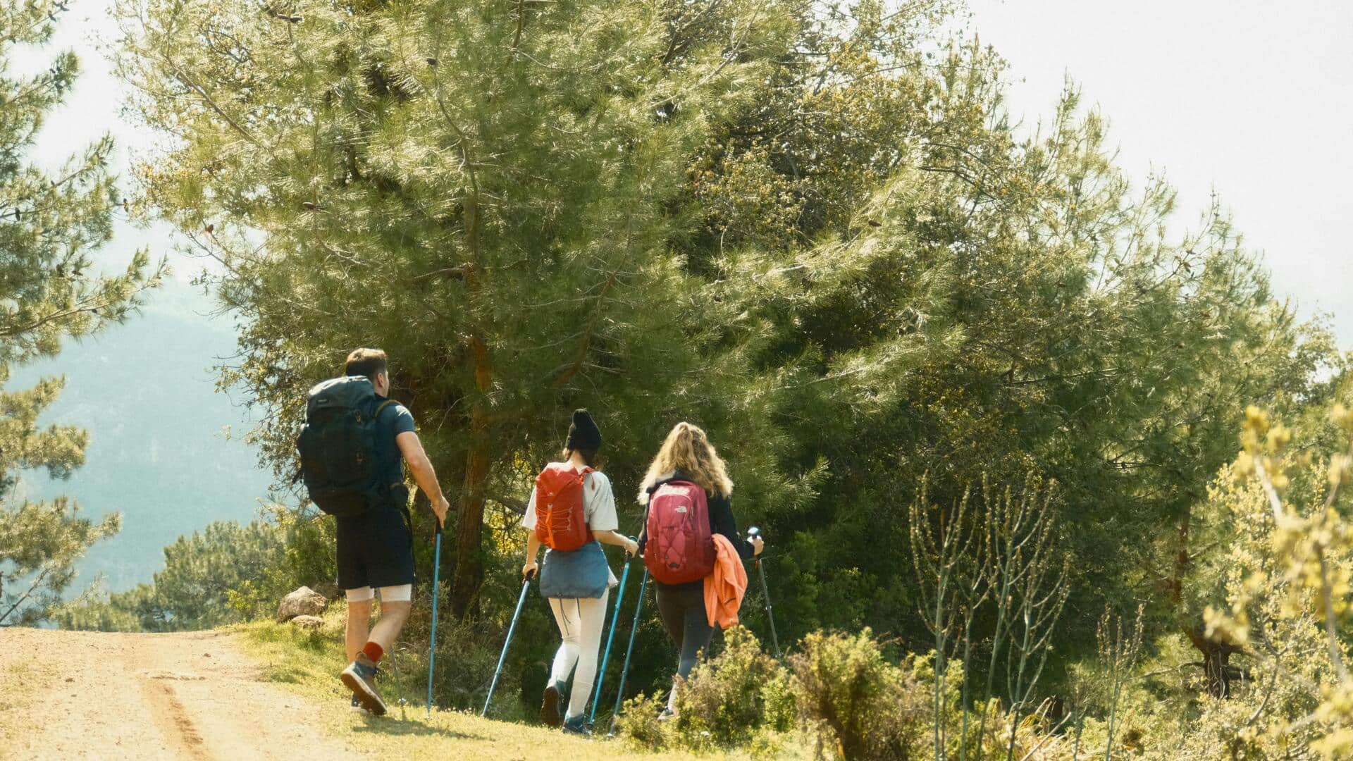 These AI apps can help you plan better hikes