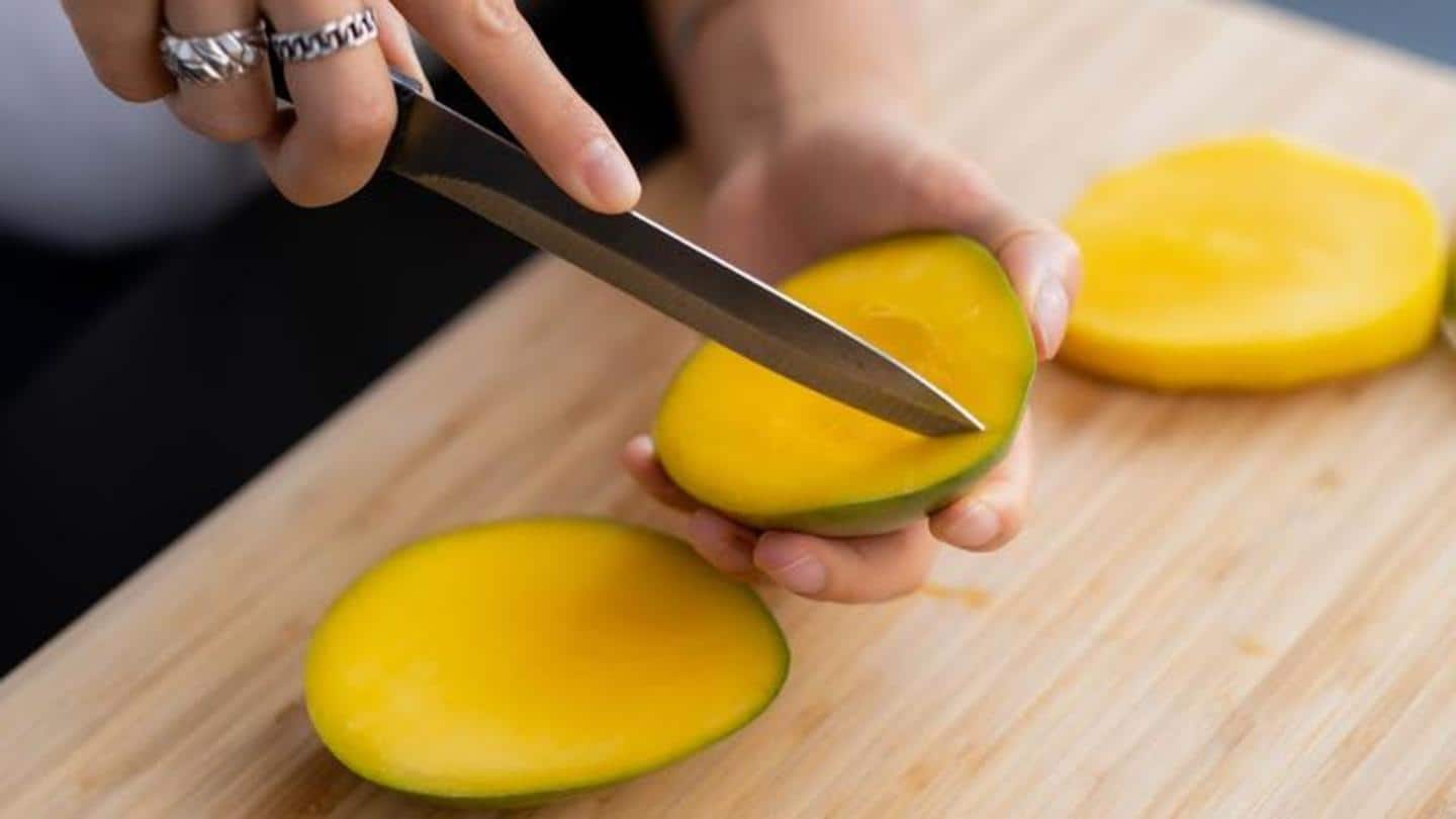 5 DIY mango face packs for radiant and youthful skin