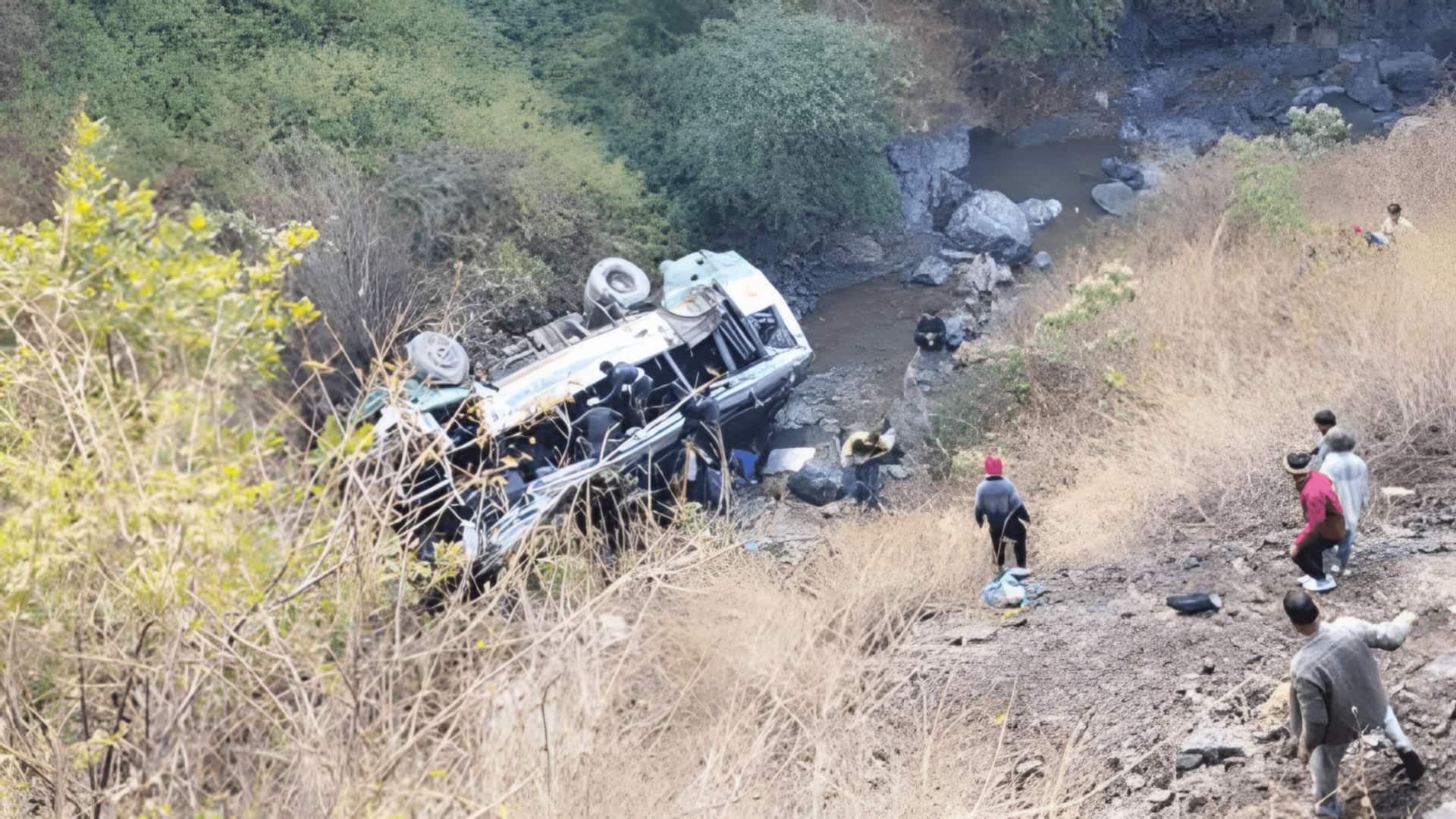 Uttarakhand: Himachal Roadways bus falls into gorge, rescue operations on