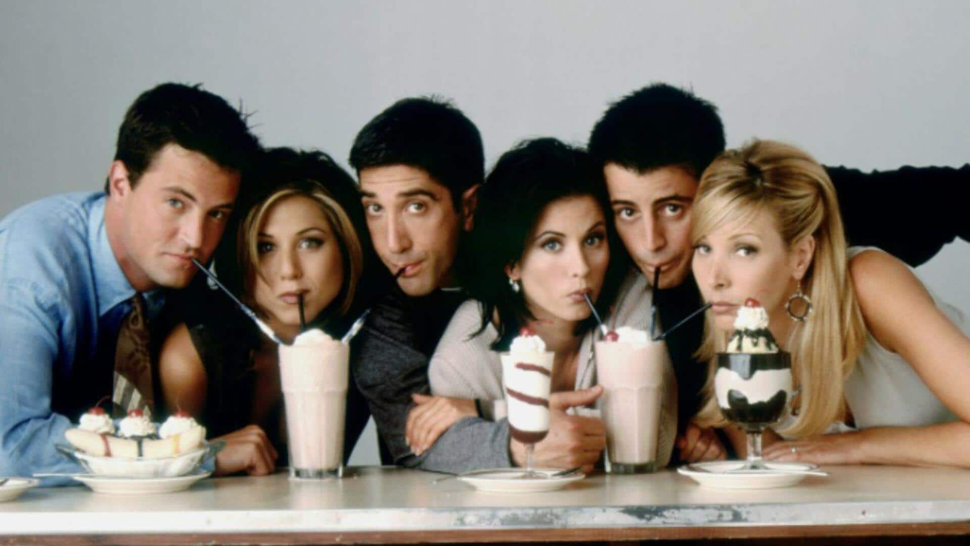 Props, gags & giggles: The best 'F.R.I.E.N.D.S' bloopers uncovered Props, gags & giggles: The best 'F.R.I.E.N.D.S' bloopers uncovered