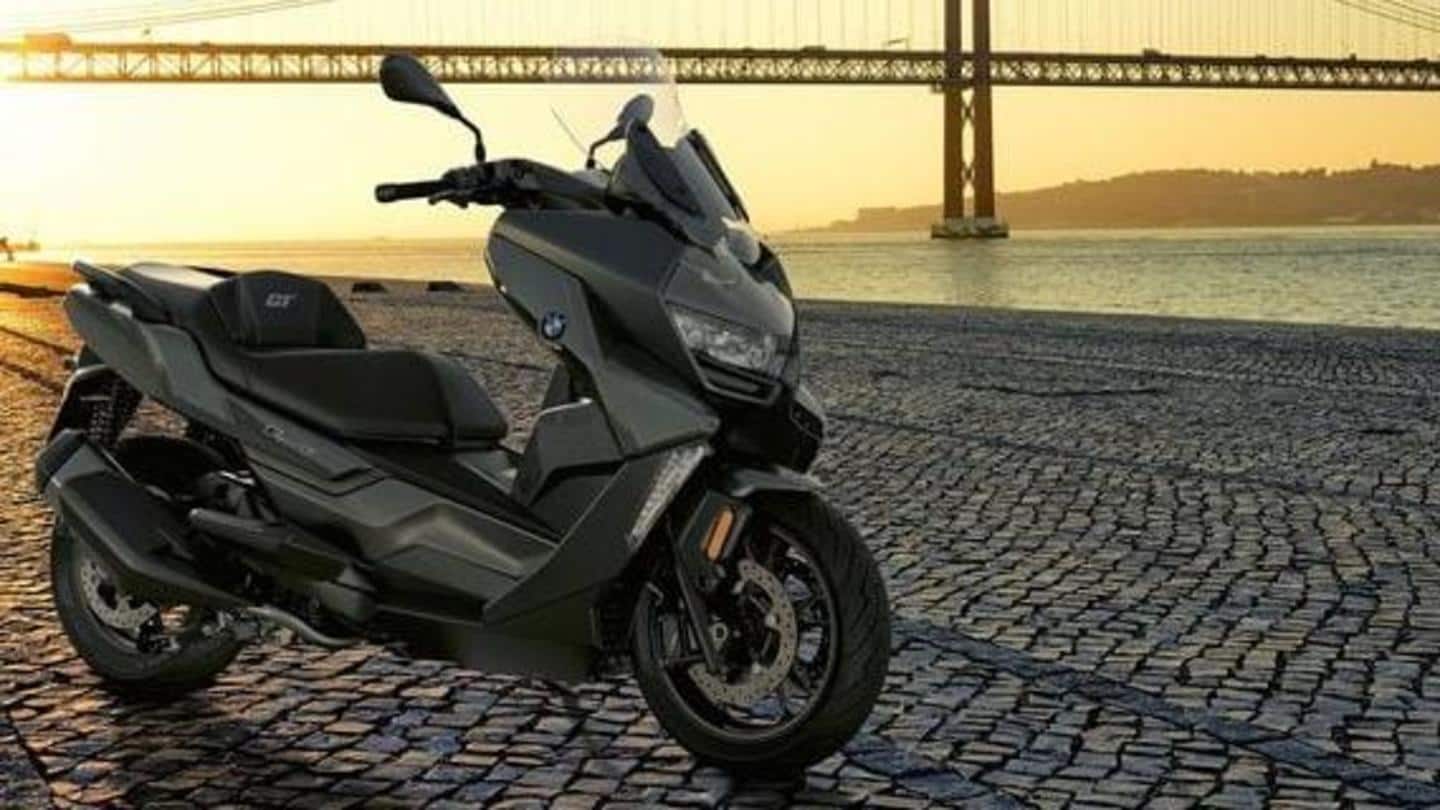 The scooter has all-LED lighting and cast aluminium wheels The scooter has all-LED lighting and cast aluminium wheels