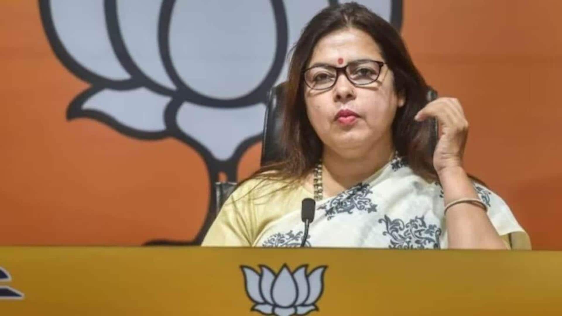 Meenakshi Lekhi injured on Kailash Mansarovar Yatra Meenakshi Lekhi injured on Kailash Mansarovar Yatra