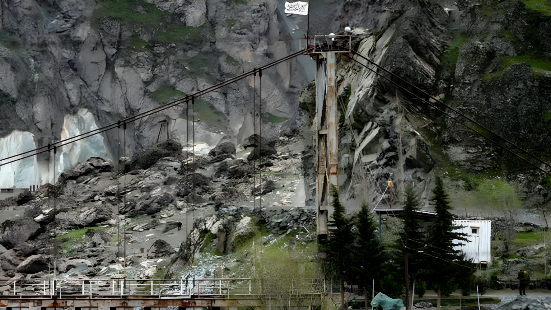 Tajikistan: Chinese workers killed in drone strike, Pakistan-Taliban trade accusations