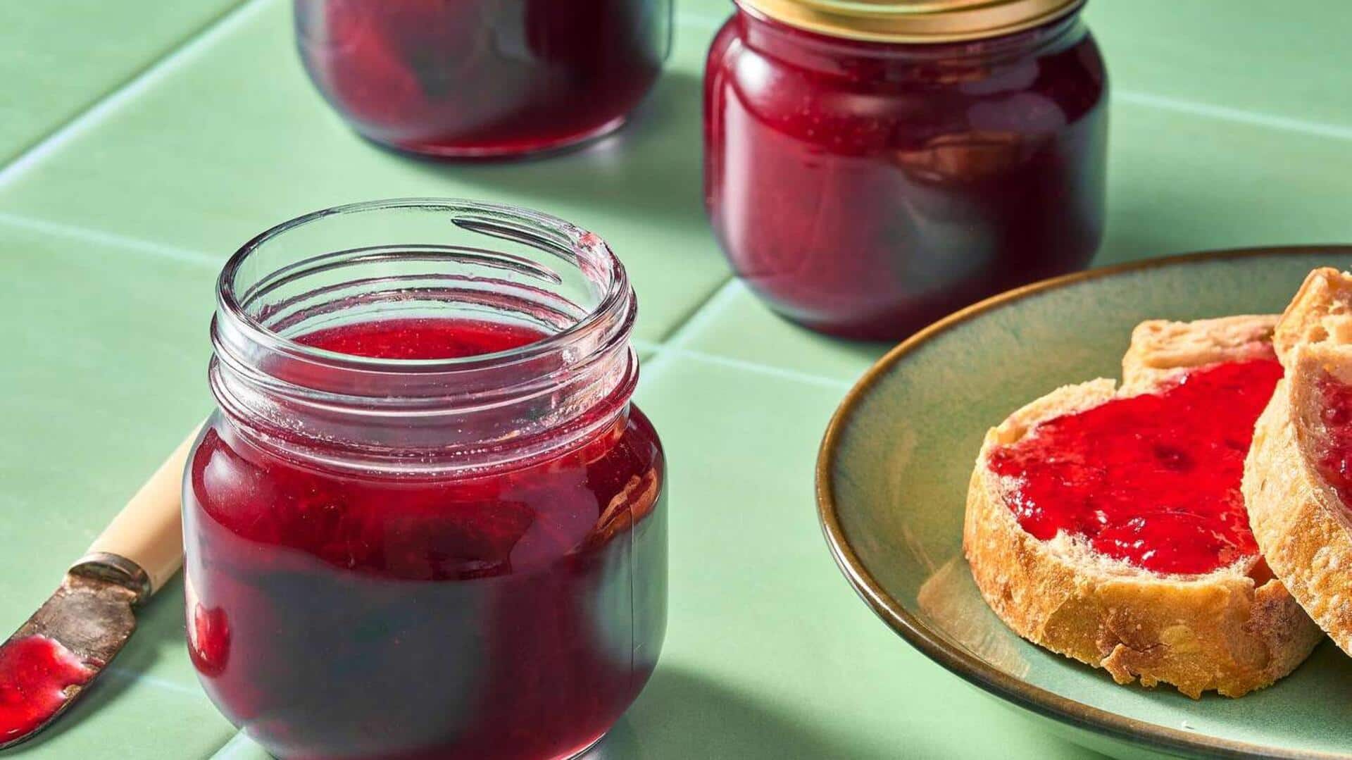 These sour plum snacks are delicious!