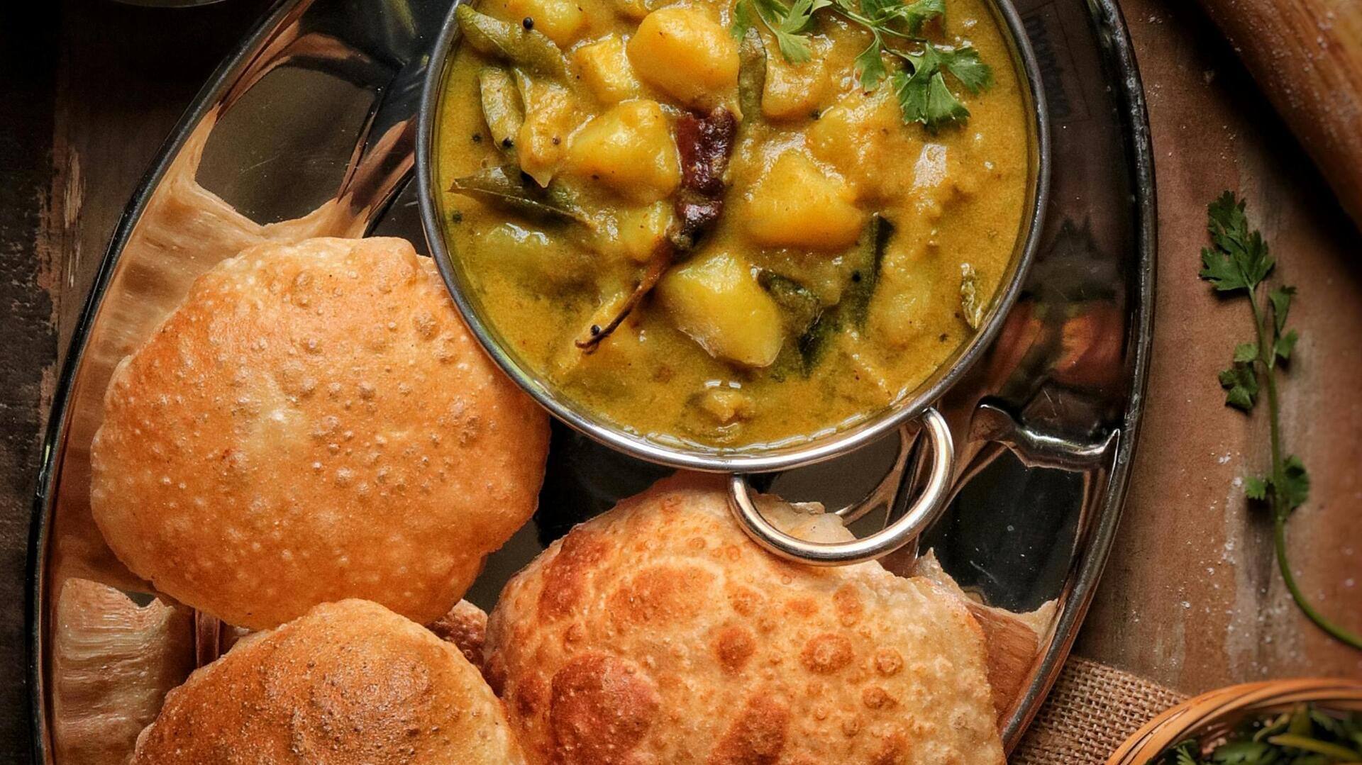 Aloo Puri: The ultimate Indian street breakfast you can't miss Aloo Puri: The ultimate Indian street breakfast you can't miss