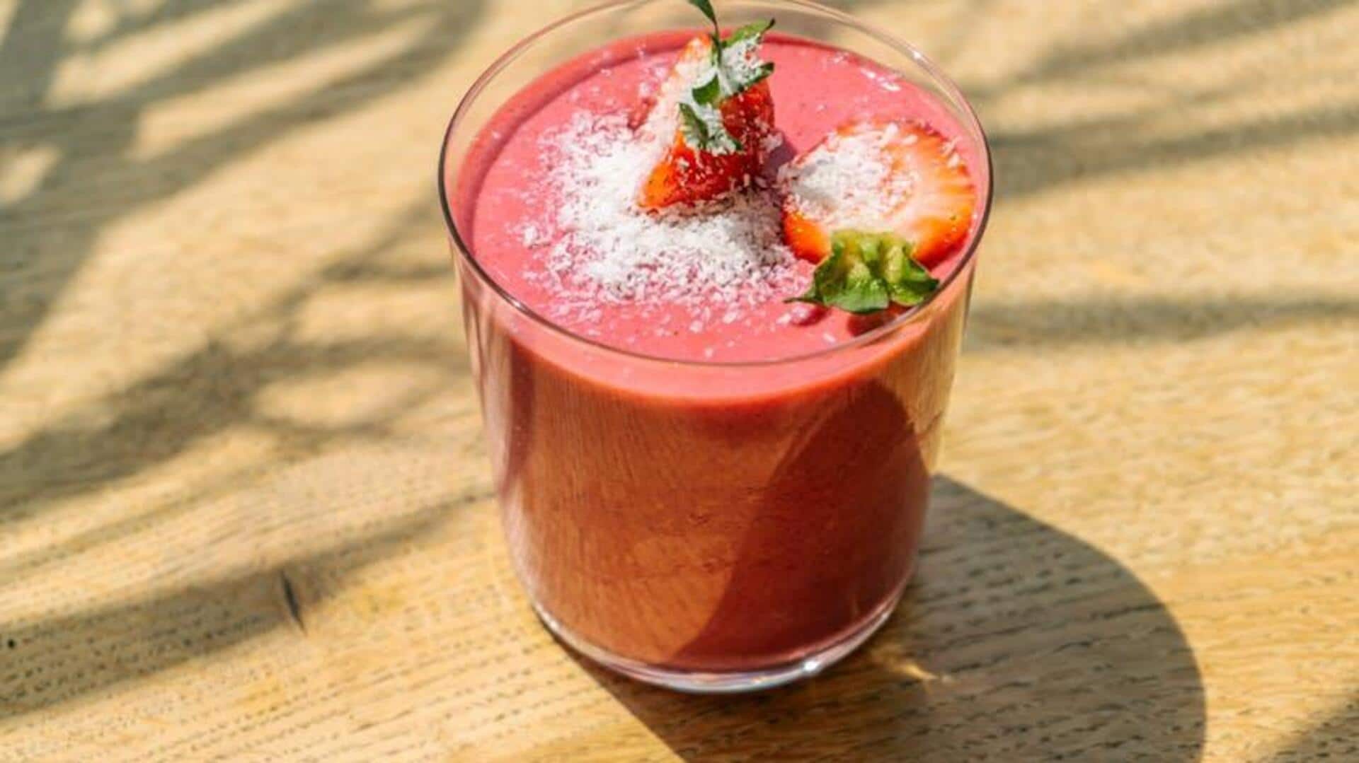 Add these superfoods to your smoothies (you'll thank us!) Add these superfoods to your smoothies (you'll thank us!)