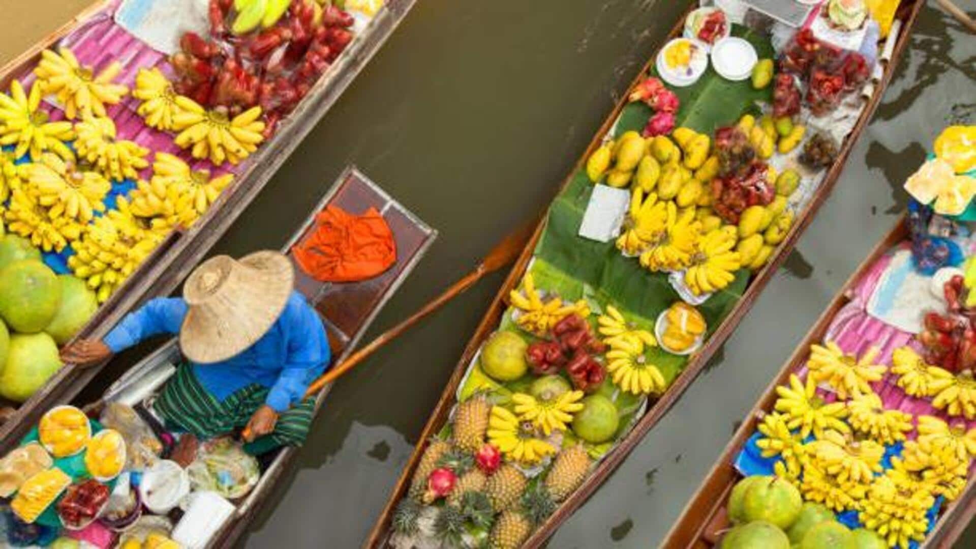Explore Vietnam's colorful floating markets Explore Vietnam's colorful floating markets