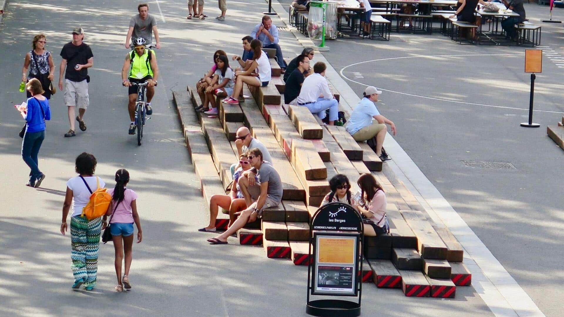 How to be graceful when sharing public spaces