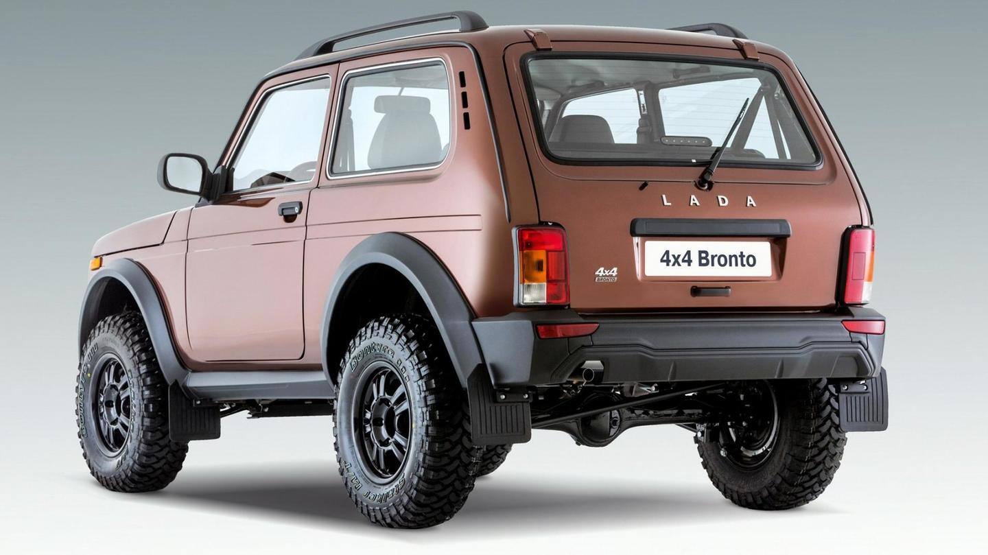 The car sports a radiator grille and 15-inch wheels The car sports a radiator grille and 15-inch wheels