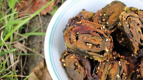 Bored with upma, poha? Try spicy patra rolls for breakfast