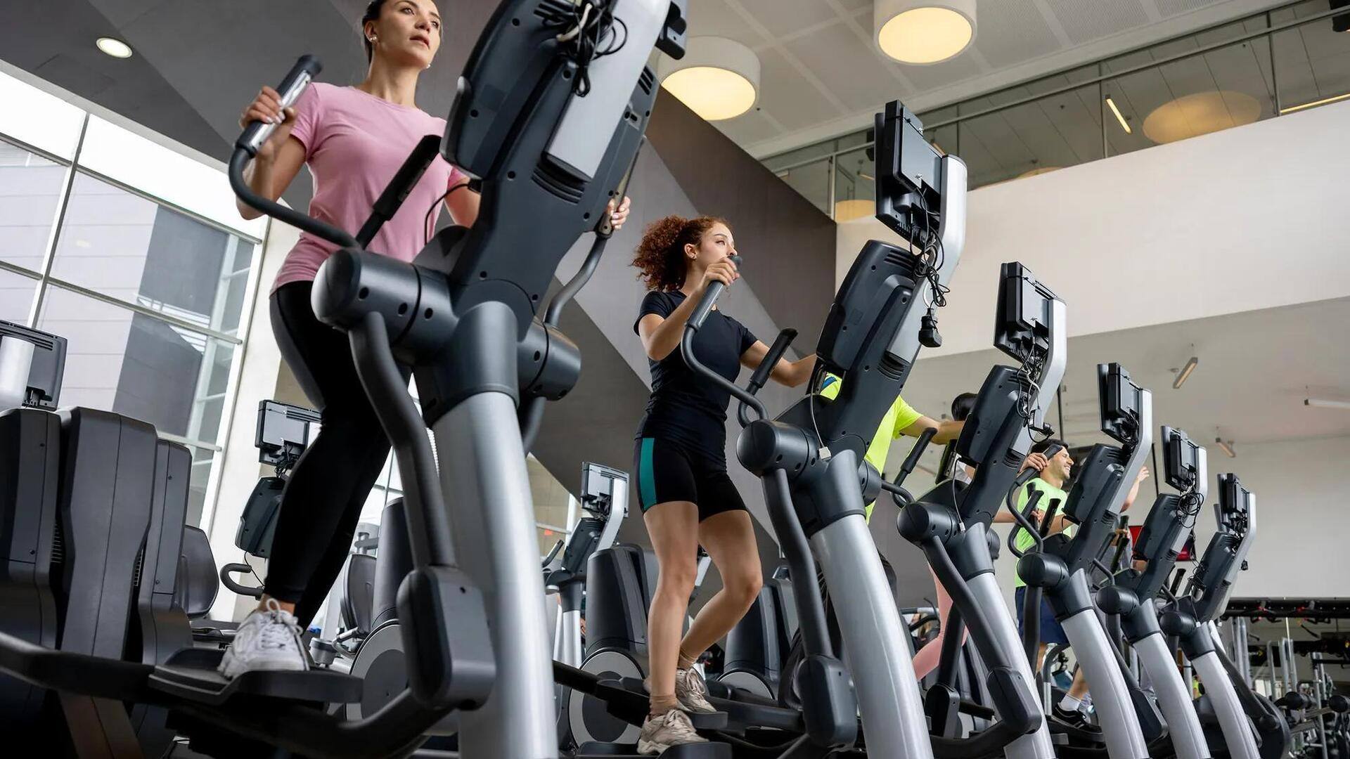 Indoor cycling v/s elliptical: Which is better for your joints?