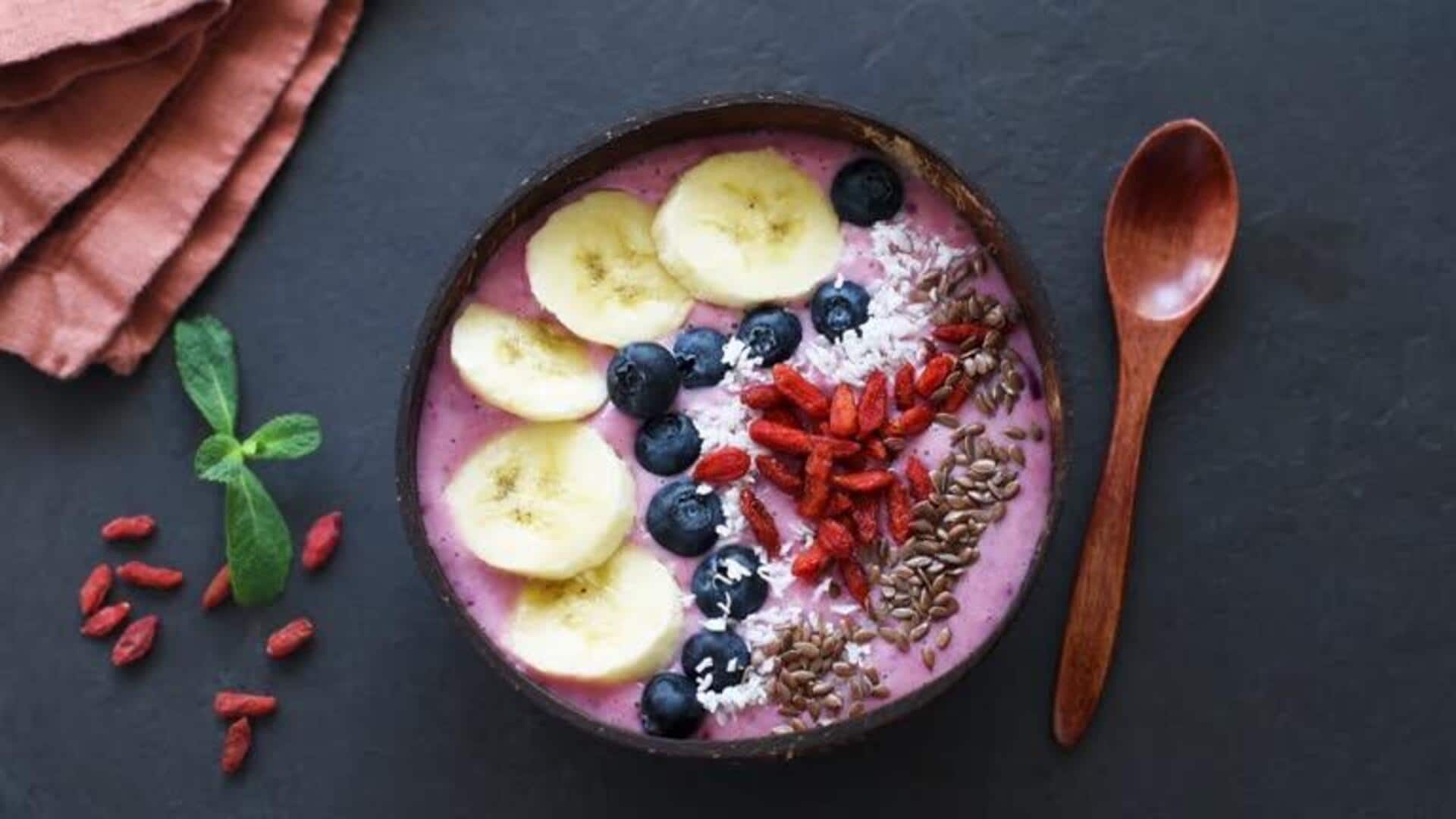How to prepare a flaxseed smoothie bowl 