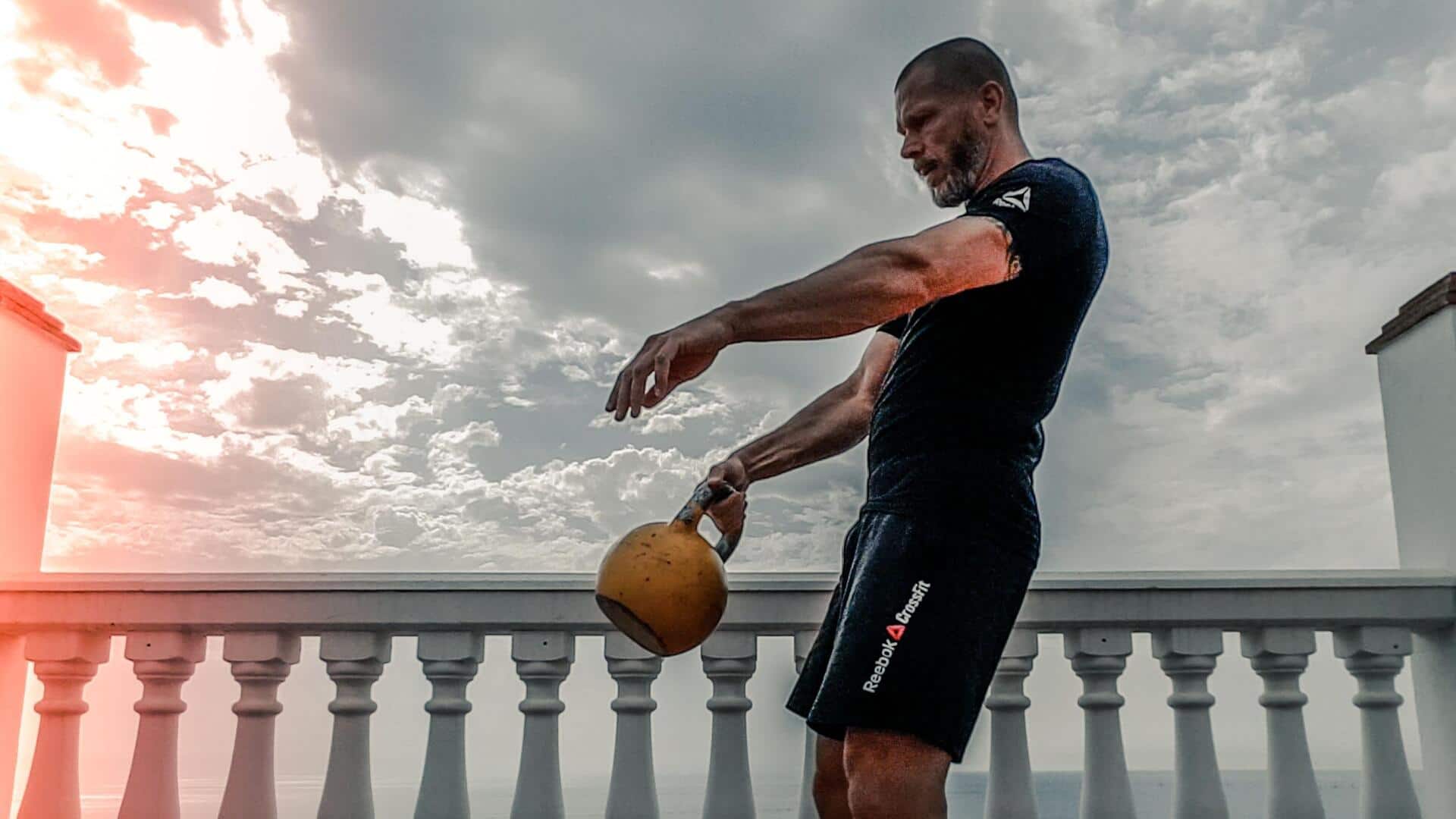 Build a stronger core with kettlebell swings
